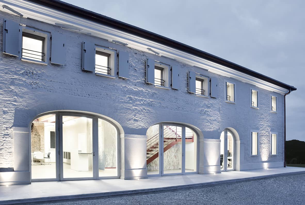 Progettiamo comfort. Realizziamo bellezza.